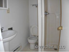 1110 Reems Creek Rd - Photo 6