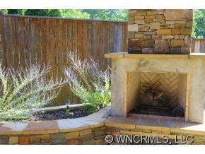 5 Roselyn Way - Photo 2