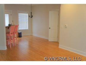 5 Roselyn Way - Photo 12
