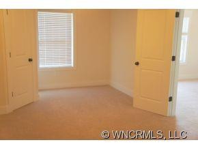 5 Roselyn Way - Photo 13
