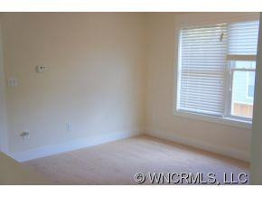 5 Roselyn Way - Photo 14
