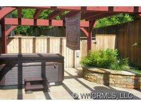 5 Roselyn Way - Photo 4