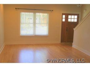 5 Roselyn Way - Photo 8