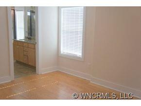 5 Roselyn Way - Photo 9
