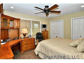 1300 COUNTRY CLUB DRIVE - Photo 16
