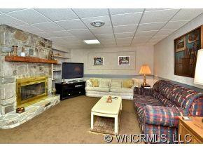 1300 COUNTRY CLUB DRIVE - Photo 17