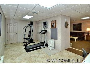 1300 COUNTRY CLUB DRIVE - Photo 18