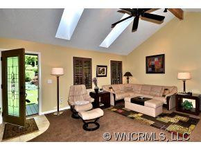 1300 COUNTRY CLUB DRIVE - Photo 5