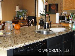 317 Robertson Street - Photo 10