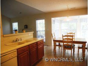 235 Meadow Pathway Dr - Photo 9
