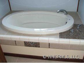 35 Twin Acres Drive - Photo 8