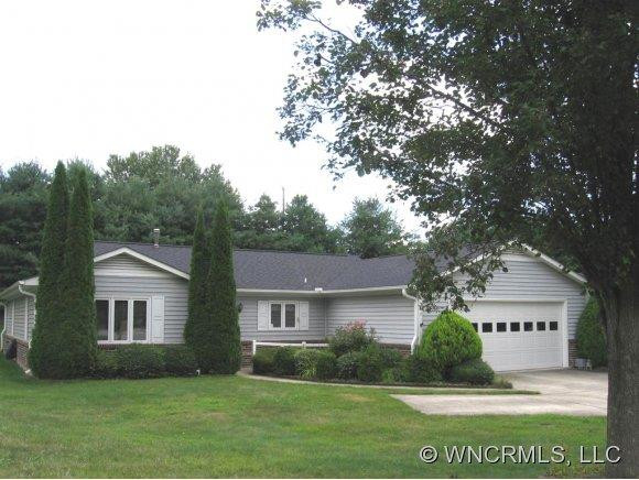 144 Derbyshire Dr.