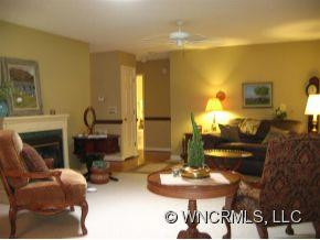 144 Derbyshire Dr. - Photo 2