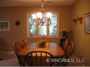 144 Derbyshire Dr. - Photo 12