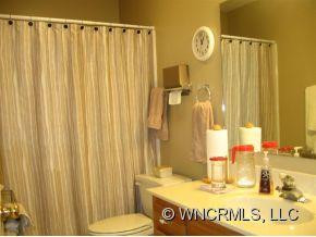 144 Derbyshire Dr. - Photo 13