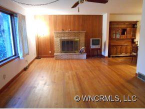 314 Armstrong Avenue - Photo 2