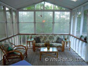 314 Armstrong Avenue - Photo 4