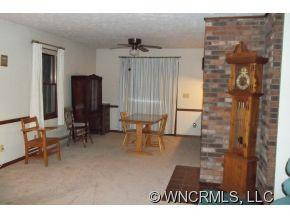 180 Beechwood Lakes Dr - Photo 3