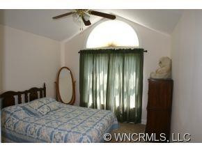 276 Grand Oaks Drive - Photo 11