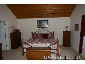 276 Grand Oaks Drive - Photo 8