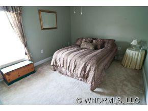 879 West Pointe Drive - Photo 8