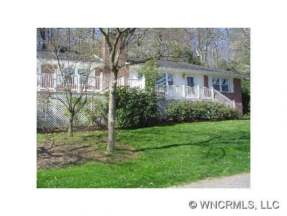 1815 South Lakeshore Drive