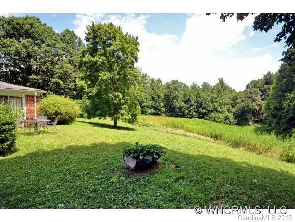 515 Oak Park Drive - Photo 2