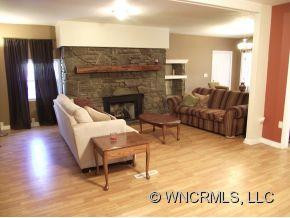 23 Compton Drive - Photo 2