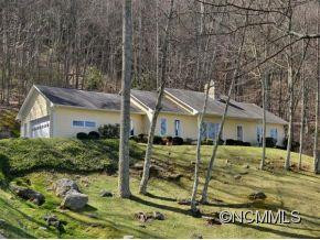 125 STONECREST DRIVE