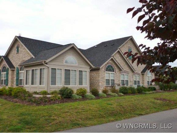 33 Mountain Meadow Circle