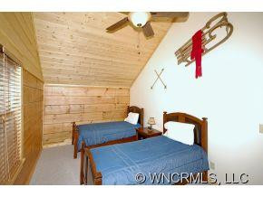 171 Scenic Wolf Drive - Photo 11