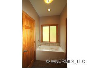 879 Lost Cove Road - Photo 10