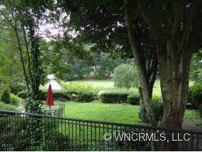 319 Longview - Photo 5