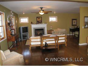 16 Skyview Court - Photo 7