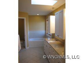 16 Skyview Court - Photo 10