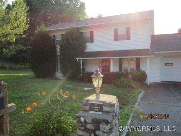 200 Stonebrook