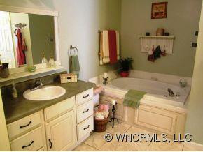 2080 Deep Woods Dr - Photo 11