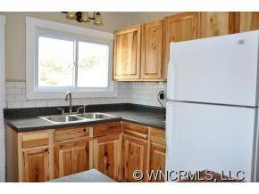109 Flanders Avenue - Photo 4