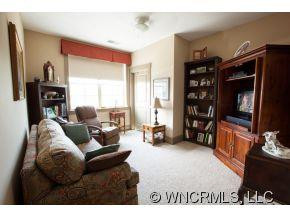 5 Farliegh St Unit 302 - Photo 10