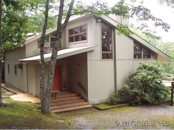 1695 Slick Rock Rd.