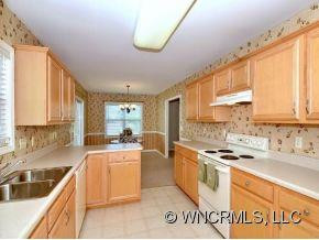 145 CHARLESTOWN DRIVE - Photo 5