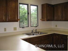305 Piney Mountain Drive, J-1 - Photo 3