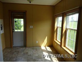 165 Ansel Way - Photo 11