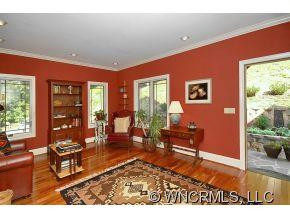 28 Garland Drive - Photo 3