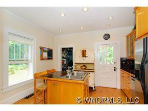 309 Richmond Avenue - Photo 9