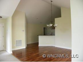 135 Outlook Circle - Photo 4