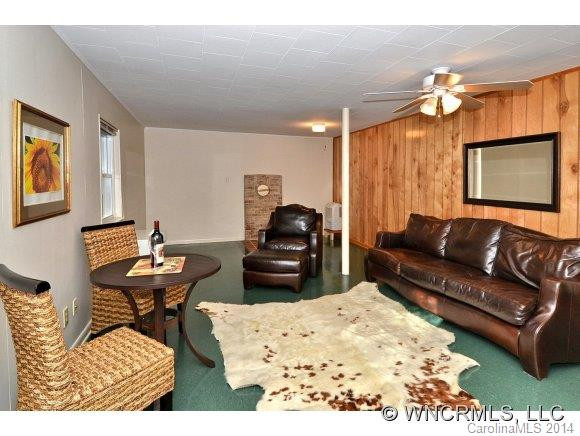 540 Robin Hood Rd. - Photo 15