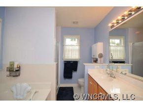 58 Meadow Pathway Drive - Photo 17