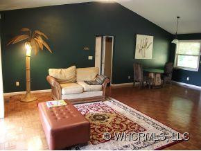 720 Flat Top Mountain Road - Photo 4
