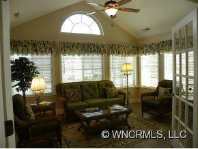 141 Summerfield Place - Photo 3